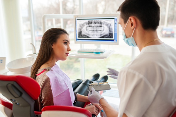 How A Cosmetic Dentist Improves The Appearance Of Your Smile